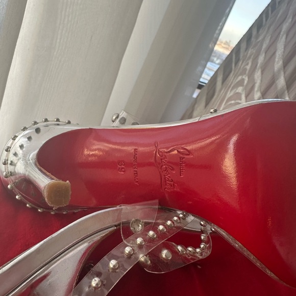 Vintage Limited Edition Anniversary Collection Louboutins - Picture 5 of 5